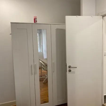 Bohemian 招待所 *